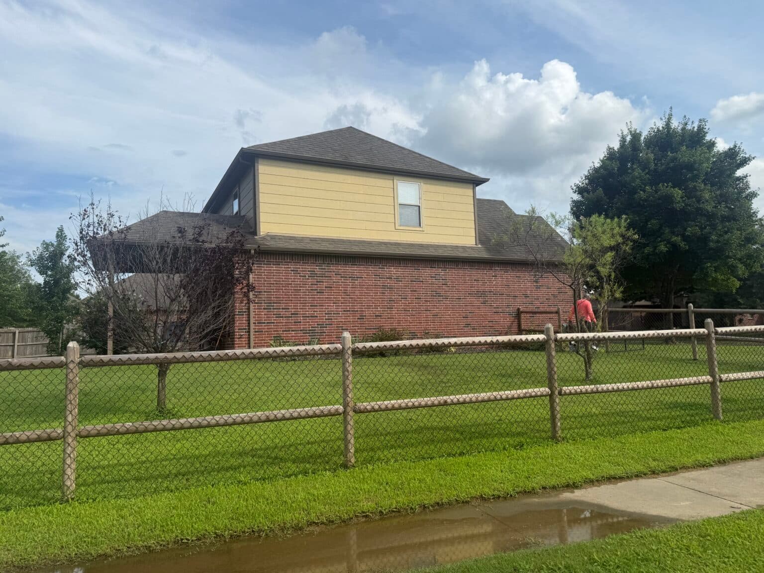 Trifecta crew completing a roof replacement in Broken Arrow